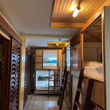 Balai Balai Capsule Hotel セブ市 エクステリア 写真